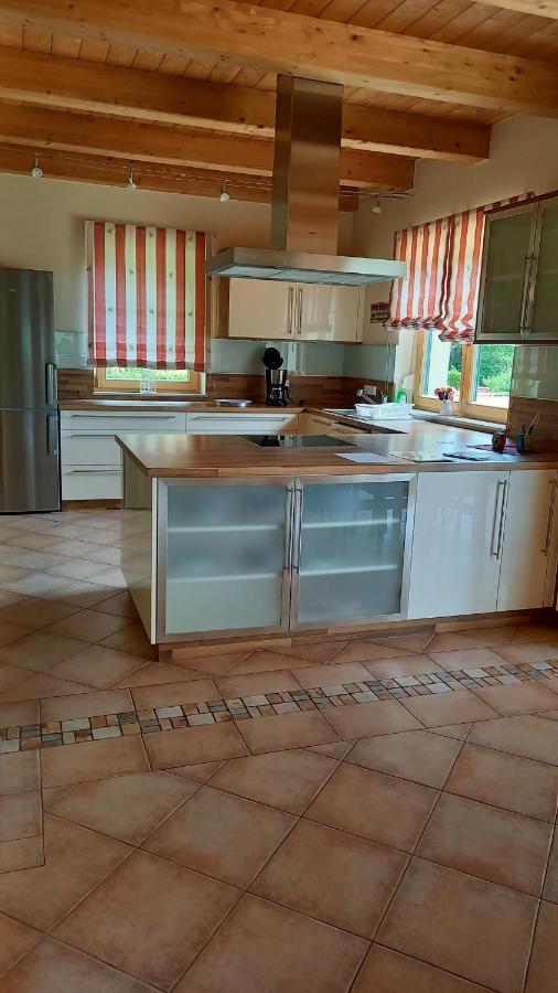 Ferienhaus Manuela เวลเดน อัม เวิร์ทเทอร์ซี ภายนอก รูปภาพ