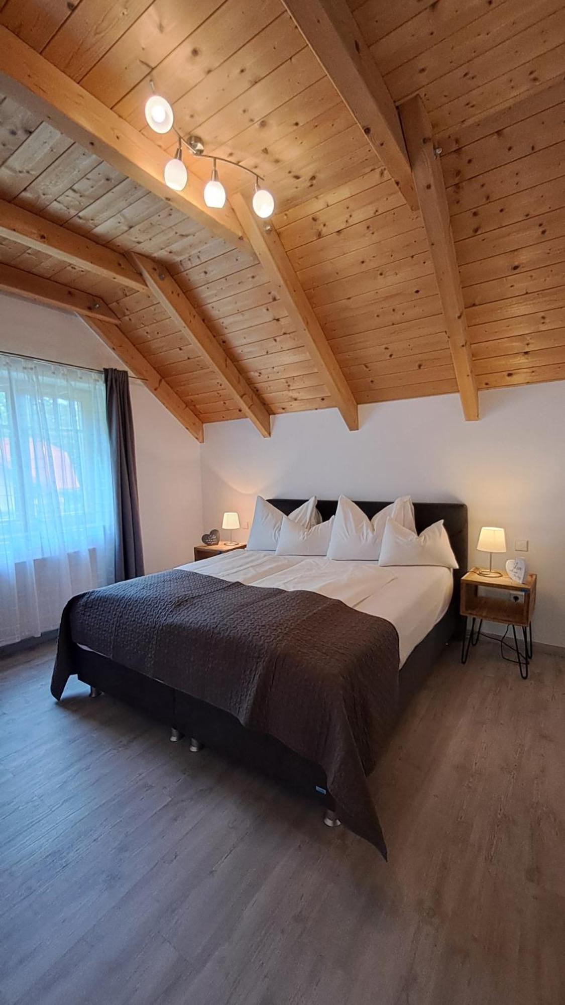 Ferienhaus Manuela เวลเดน อัม เวิร์ทเทอร์ซี ภายนอก รูปภาพ