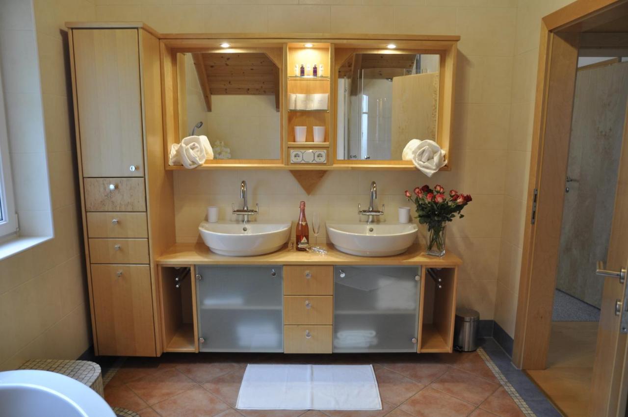 Ferienhaus Manuela เวลเดน อัม เวิร์ทเทอร์ซี ภายนอก รูปภาพ